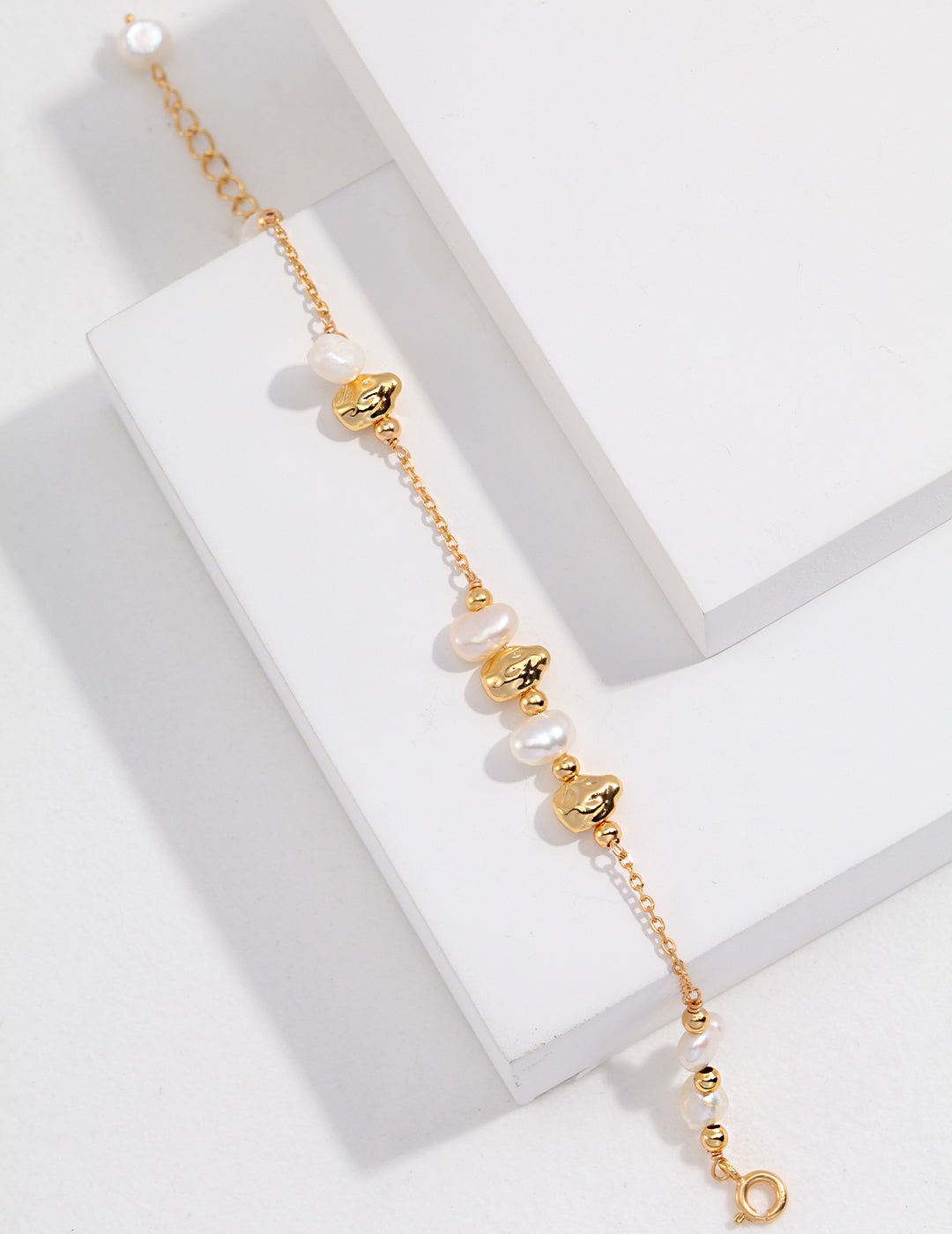 Small Potato Pendant Pearl Bracelet
