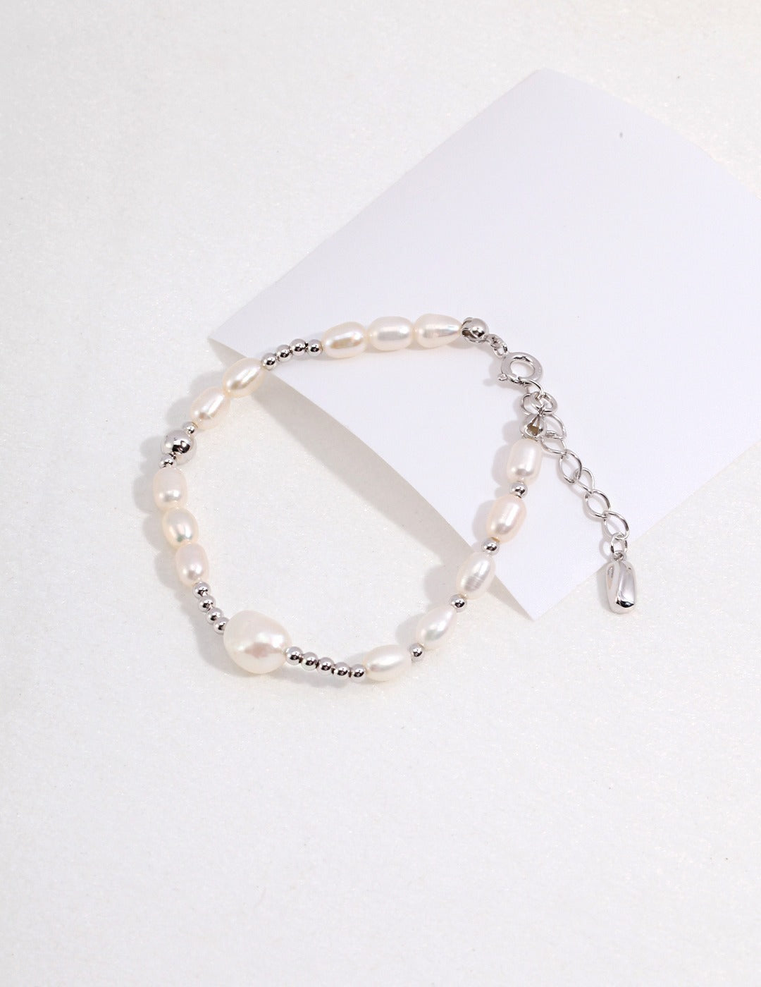 Irregular Shapes Freewater Pearl Bracelet