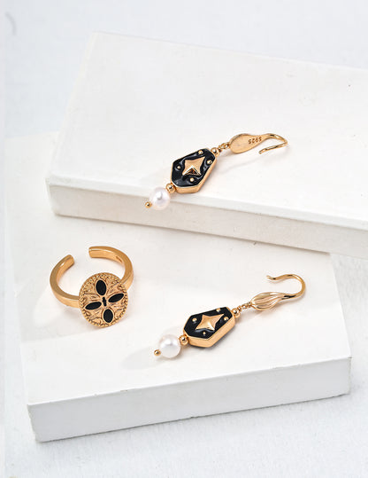 Geometric Sliver Pearl Earrings